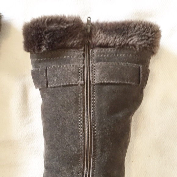 SOLD 🎉🎉🎉Dark grey BareTraps Boots sz 7M - Picture 4 of 8